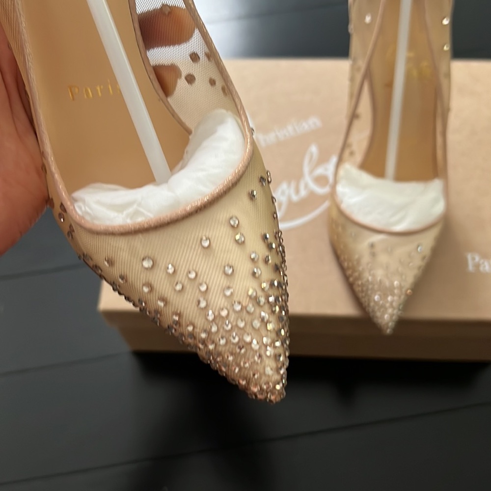 Brand new Folliest Strass,size 37. Comes with box, dust bag,recipe if requested. - Picture 4 of 5
